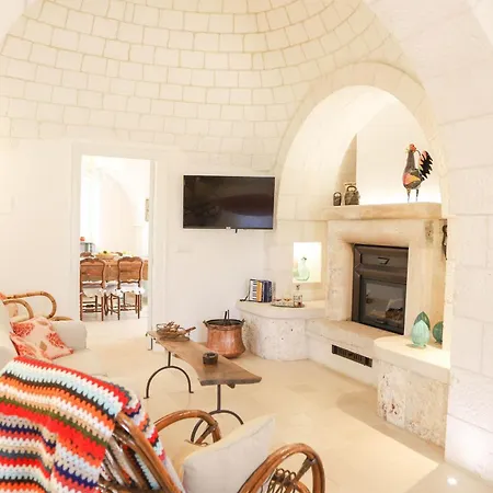 Country Trullo Rosso With Jacuzzi Alberobello