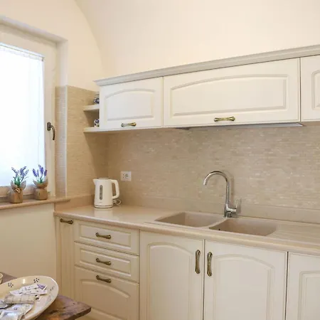 Country Trullo Rosso With Jacuzzi Alberobello Apartment Locorotondo